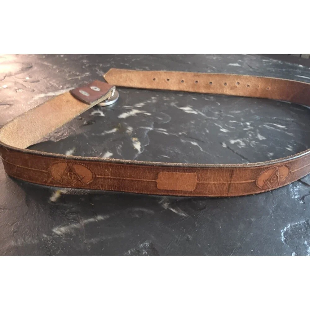 Vintage Masonic Freemason Handcrafted Leather Belt Square Compass Buckle 42in